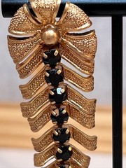 Gold Tone Dangle Drop Pierced Earrings Dramatic Black Crystals 4″L