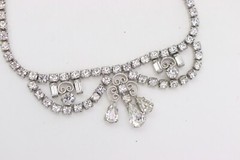 Lind Gal LG Clear Rhinestone Parure Silver Necklace Screwback Earring Set Clasp