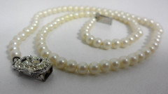 Antique Art Deco Faux Pearl Choker Dainty Rhinestone Clasp Granny Core 14.5″