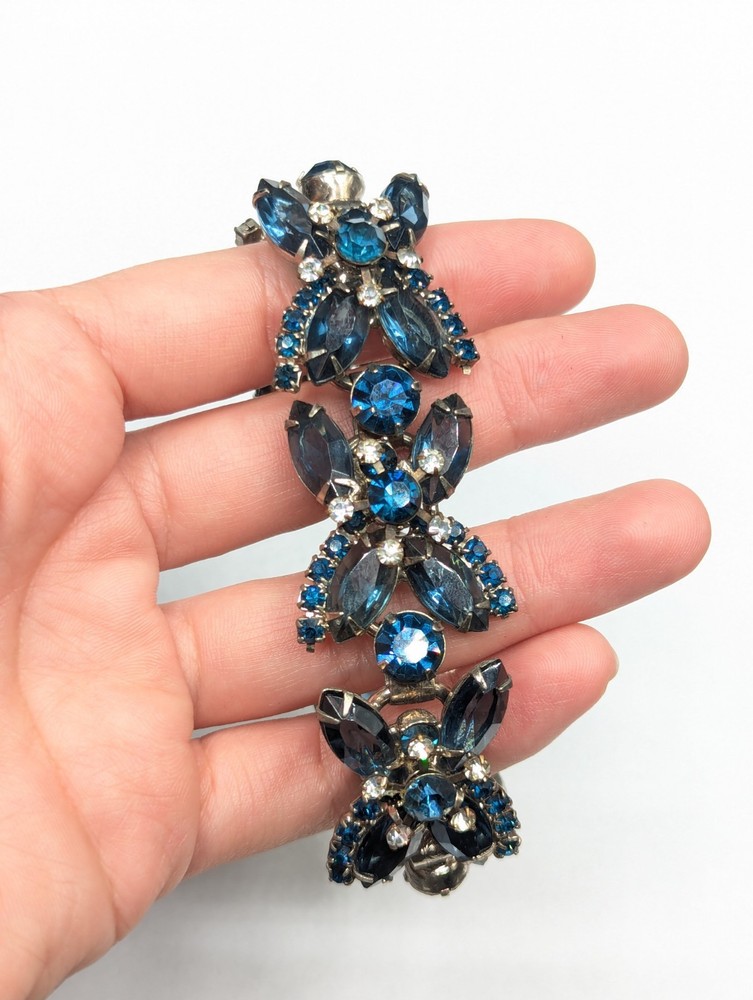 Juliana D&E Five 5 Link Rhinestone Bracelet Blue Navette Flower Accent Ref 6275