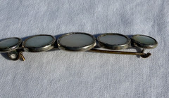 Mother of Pearl Bar Pin Brooch 5 Graduated Silvertone Circles