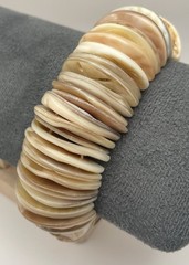 Coastal Shell Vintage Stretchy Bracelet in Cream Brown Beige Earth Tones