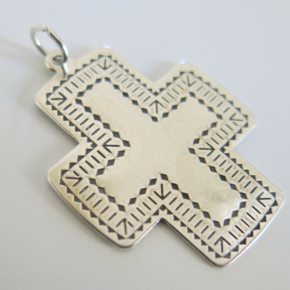 Sterling Silver Cross Pendant 2.0g [4780]