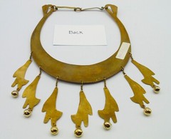 RARE Vintage Signed THAILAND Etched BRASS Collar Necklace ~ KITTY CATS W/ BELLS