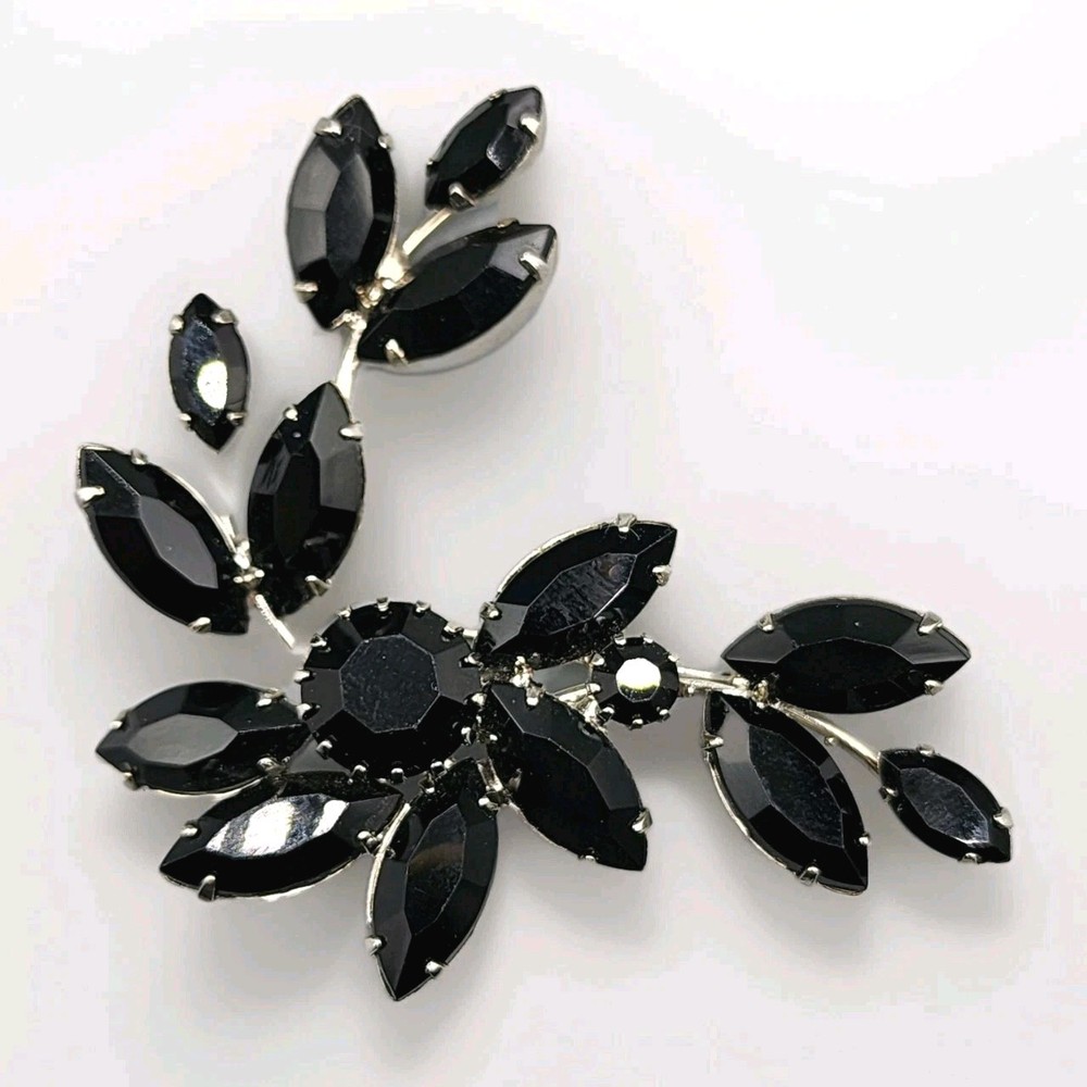 Vintage Jet Black Rhinestone Brooch Leaf Floral Prong Set Silver Tone 2.5″