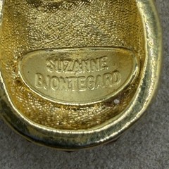 Vtg Suzanne Bjontegard Ruby Red Rhinestone Slippers/Shoes Brooch 1.1/8″ Dorothy