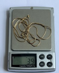 N/C 12k Gold Filled Chain & Etched Floral Locket Pendant Necklace