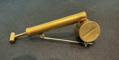 VTG Brass Atomizer Lapel Brooch Pin Liz Taylor Promo 1950’S HIDDEN COMPARTMENT👀