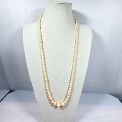 Vintage Mother of Pearl Graduated Bead Necklace 36″ Peach Cream MOP Barrel Clasp