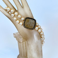 LES BERNARD Faux Pearl Choker Necklace Intaglio Lovers Cameo Hermes Aphrodite