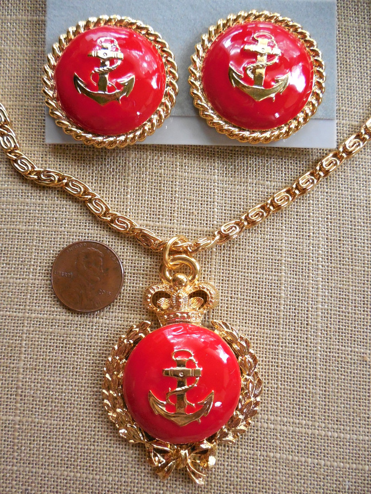 Vintage NOS Quality Nautical red enamel gt Anchor Crown necklace earring set D62