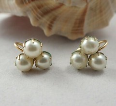 Vintage JMS 1/20 12k GF Simulated Pearl Cluster Screw Back Earrings Weighs 4.0g