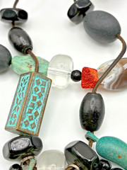 roxsann Red Coral Red Jasper Chalcedony Stone Black Beaded Necklace Vtg