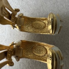 Vintage LANVIN PARIS Logo Enamel Gold Tone Clip Earrings – 1” Long – Estate