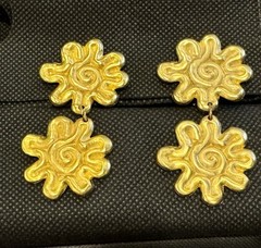 Vintage 1980s Dangle Gold Tone Sunburst Flower Earrings Runway Statement 2.25”