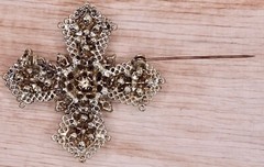Unsigned Lisner Maltese Cross Brooch Pin Jet Rhinestone Antiqued Gold Tone