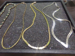VINTAGE CHAIN NECKLACE LOT OF 4 LOT A