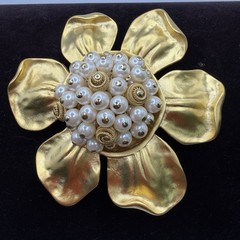 Givenchy Flower Brooch Huge Gold Tone Faux Pearl 3.25″ Givenchy Paris New York