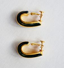 Vintage Napier Black Enamel Gold Tone Clip On Earrings Signed