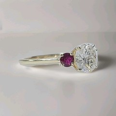 14K Yellow Gold Engagement Three Stone Ring 1.64CT.Natural Round Cut Diamond