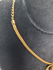 Vintage Sarah Coventry Gold Tone Mesh Bow Choker Necklace Polished Knot