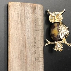Vintage Gerrys Signed Stone Rhinestone Owl Bird Brooch Pin