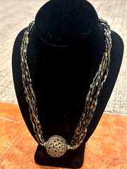 IRIDESCENT BRONZE BROWN BEAD GOLD FILIGREE BALL PENDANT 5 STRAND 22″ Necklace EU