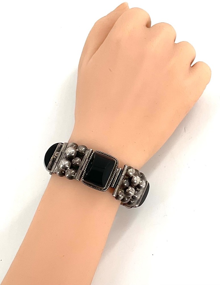 Vintage Mexico 24mm Sterling Silver Domed Rectangle Black Onyx Cluster Bracelet