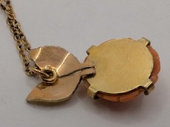 Krementz Carved Coral Rose Flower With Gold Tone Leaves Pendant On 17.75″ Chain.