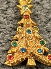 Pair Of Vintage gold toned Mode ART SIGNED Christmas Tree Earrings