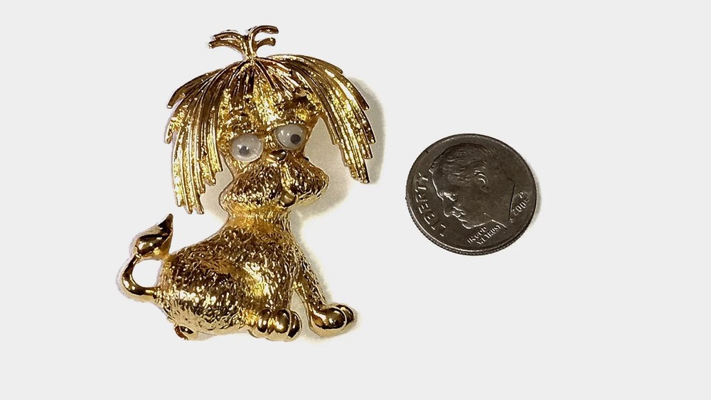 Crazy Eyes Shaggy Dog Textured Gold Tone Figural Brooch Signed