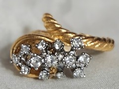 Vintage Rhinestone Paste Cornucopia Design Gold Plated Statement Ring 6 or 7