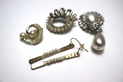 Vintage Faux Pearl Brooch & Earring Lot – Rhinestone Costume Jewelry Unmarked