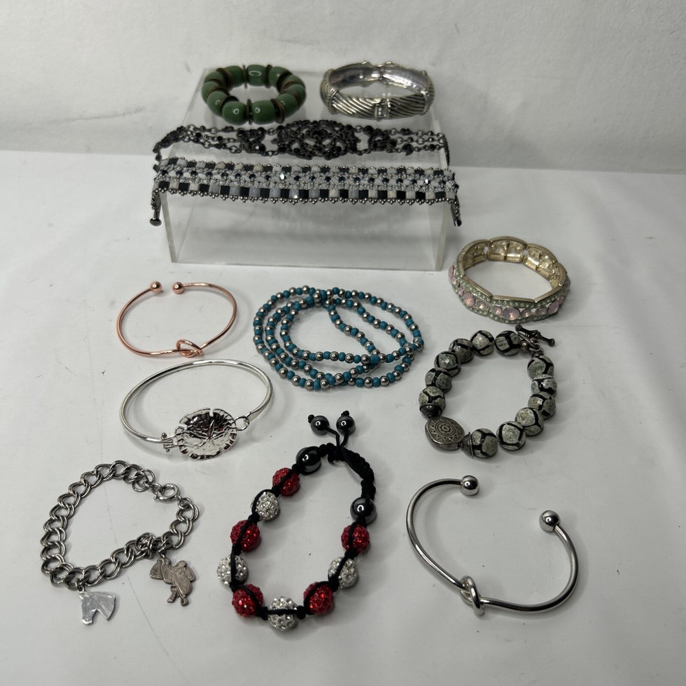 Nice Lot of 12 Mixed Chunky Stretch Plastic Glass Metal Bangle Bracelets Jewelry