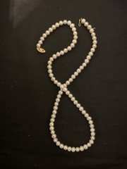 Vintage Pearl Necklace 18k Gold Clasp 19” Long 90 Hand-Strung Pearls