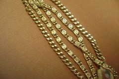 VINTAGE MULTIPLE 5 CHAIN FILIGREE PUSH LOCK CLOSURE GOLD TONE NECKLACE