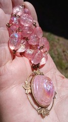 SALE! VINTAGE EGYPTIAN IRID PINK SCARAB PENDANT SCARAB BEAD GLASS NECKLACE SET