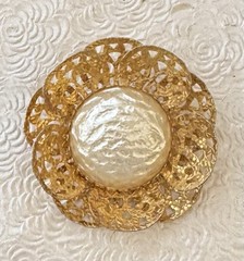 Vintage large Flower / filigree gold tone metal with faux pearl