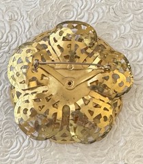 Vintage large Flower / filigree gold tone metal with faux pearl