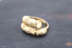 Napier Basic Bamboo Bypass Wrap Style Ring Sz 5.5 Textured Brutalist Vintage 70s