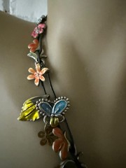 ESTATE LEATHER CORD MULTI COLOR ENAMEL FLOWERS CHARM NECKLACE SILVER TONE SIGNED