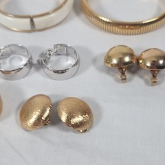 Vintage Lot MONET Bracelets Rings Earrings Etc. Jewelry Gold Silver Tone