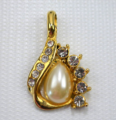 Vintage Gold Tone Large Faux Pearl Teardrop Pendant With Rhinestones 1.5″
