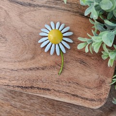 Vintage Original by Robert Enamel Daisy Brooch White Yellow Flower Mod 60s Pin