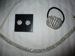 4 pieces Rhinestone choker necklace matching new pierced earrings hair tie