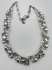 Vintage Lisner Necklace Blue Aurora Borealis AB Rhinestone Leaf Choker READ