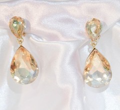 Vintage Unbranded formal light brown double tear drop dangle clip on earrings