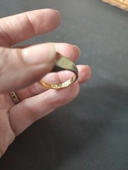 VINTAGE TEXTURED MARKED KARATCLAD 18kt H.G.E. MEN’S RING 60s