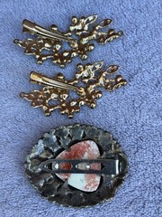 Estate Find Costume Jewelry Lot-Necklaces-Brooches-Bangles -17 Pieces