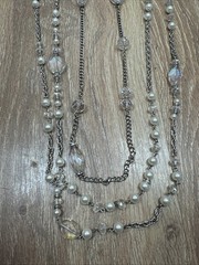 Clear Bead And Pearl Like 3 Layer Silver Like Necklace 19”